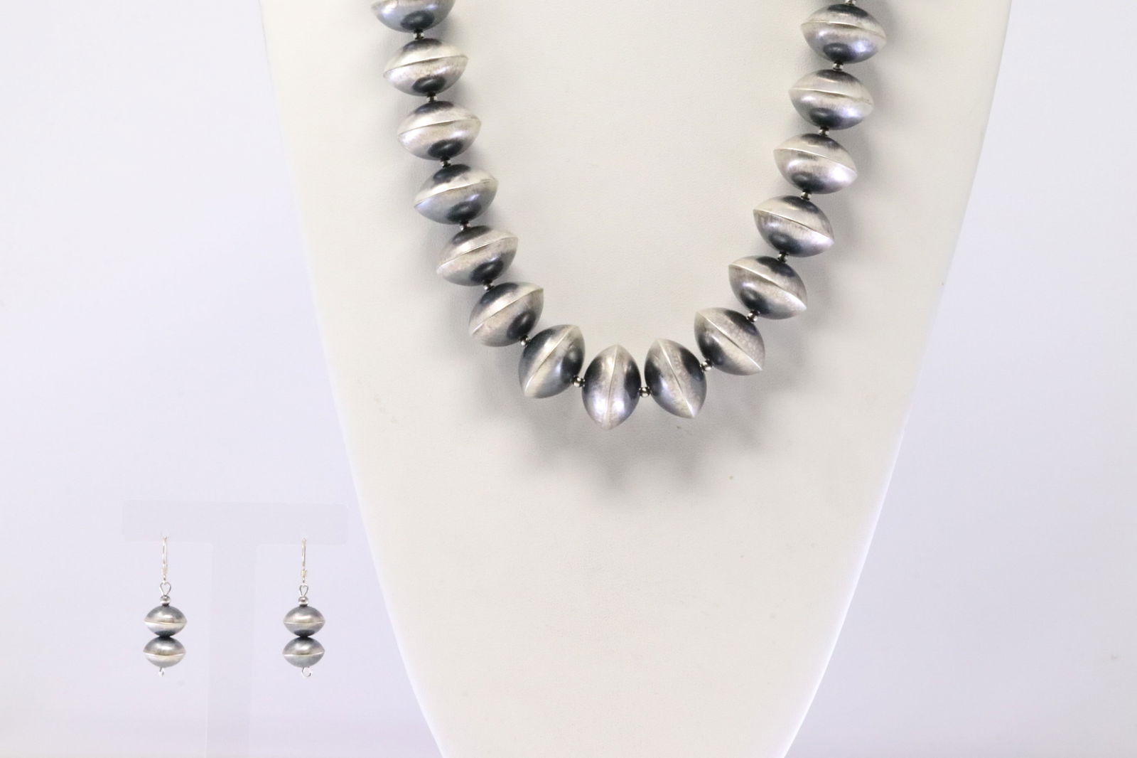 Native America Navajo Sterling Silver Pearl Beaded Necklace & Dangling Earring's Set. (1 of 6)