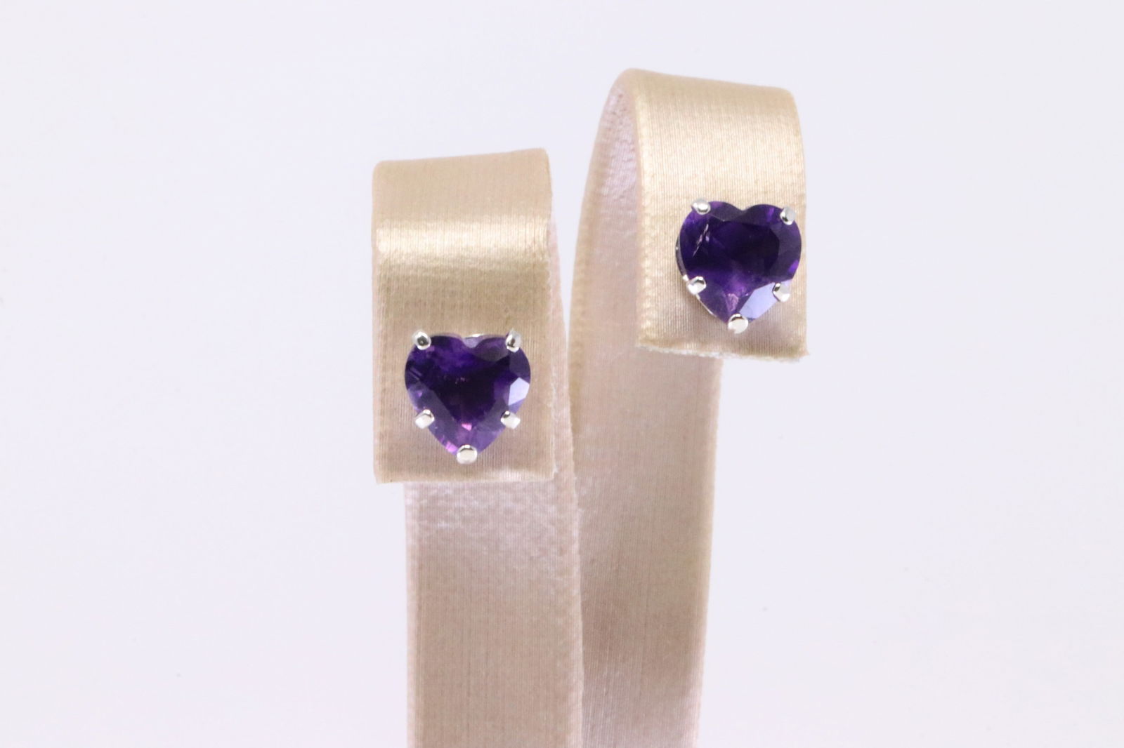 Amethyst Stud Heart Earring 14kt. (1 of 4)