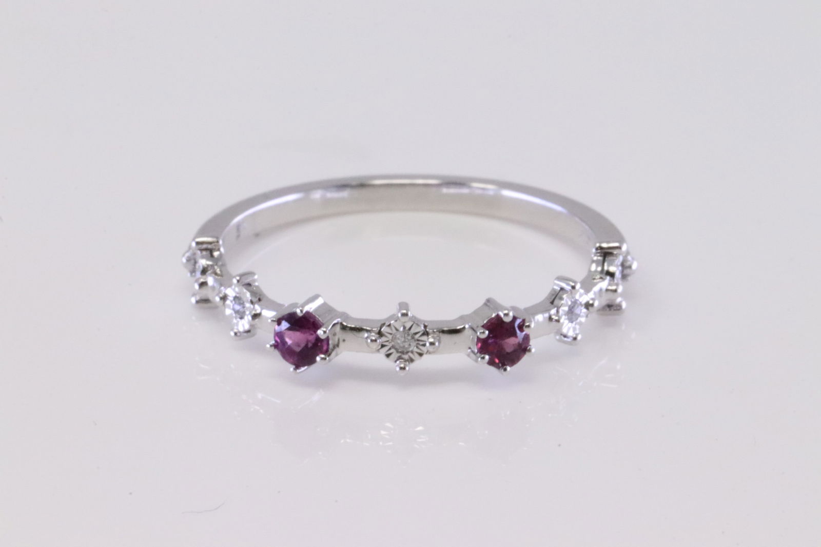 Rhodolite & Diamond Ring 10Kt. (1 of 4)