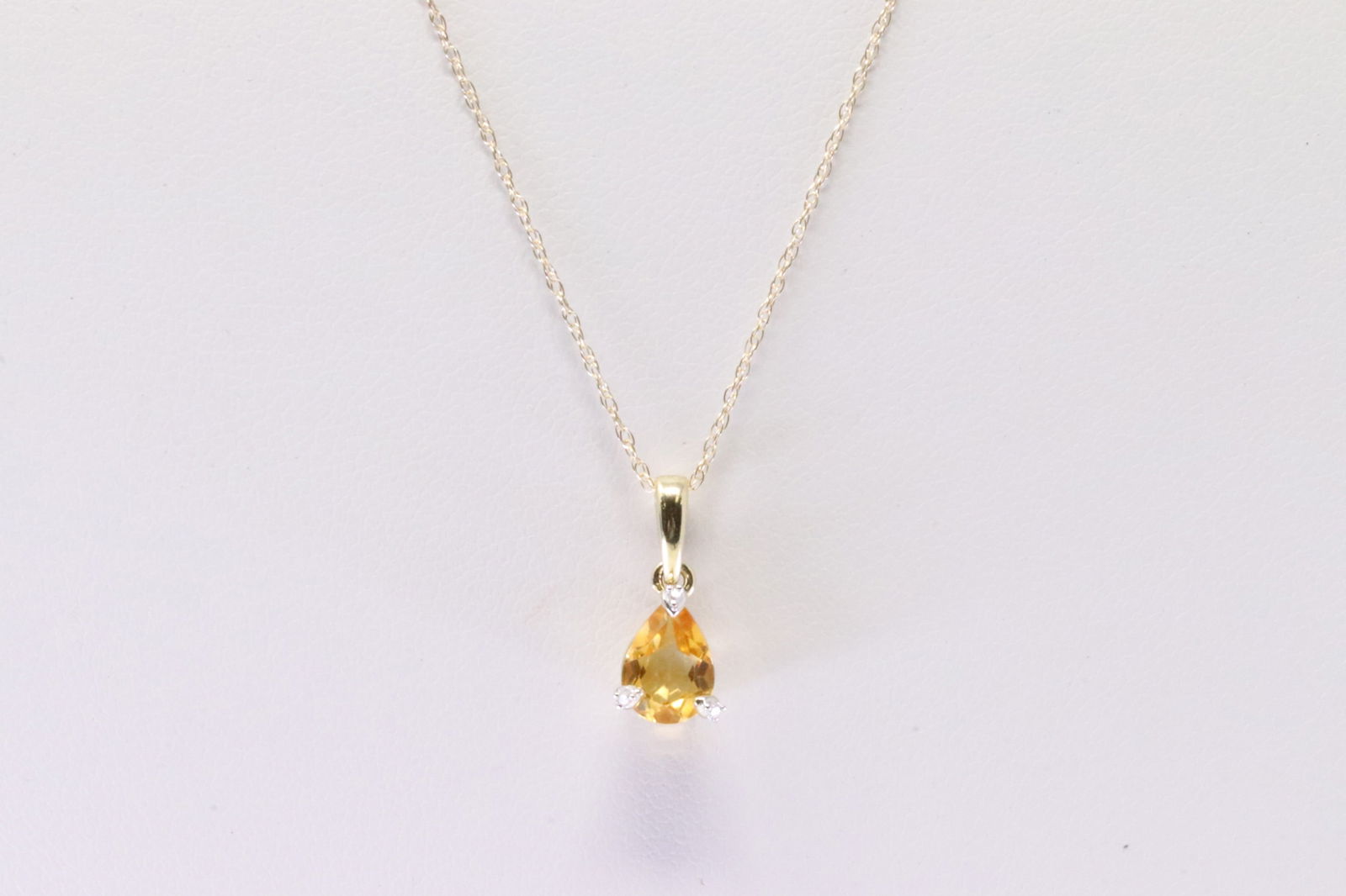 Citrine & Diamond Pendant / Necklace 10Kt. (1 of 4)