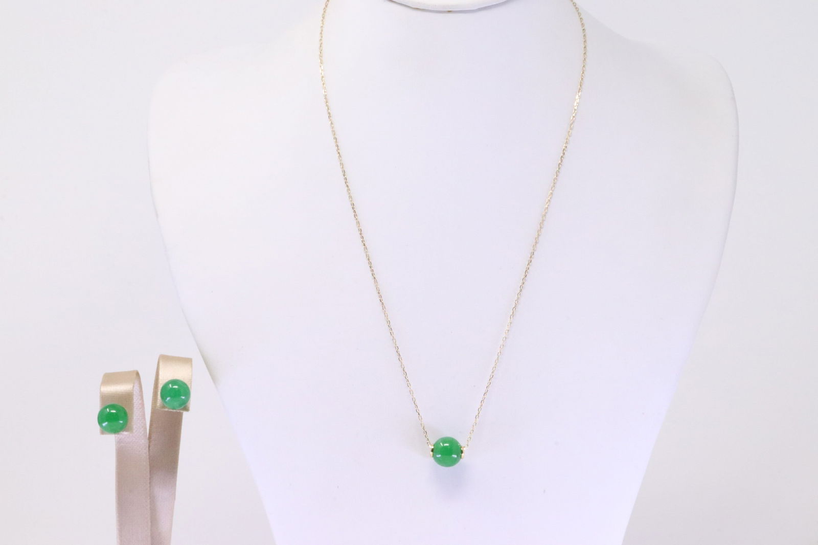 Jade Necklace & Earring Set 14Kt. (1 of 7)
