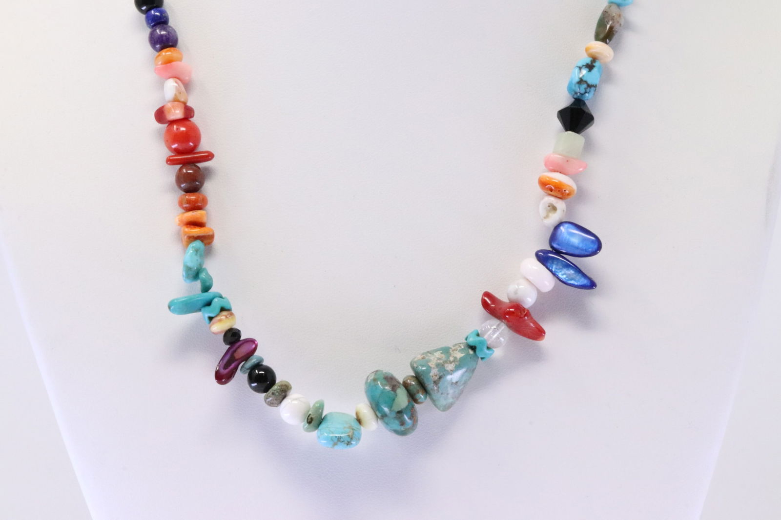 Native America Navajo Sterling Silver Multi-color Necklace. (1 of 4)