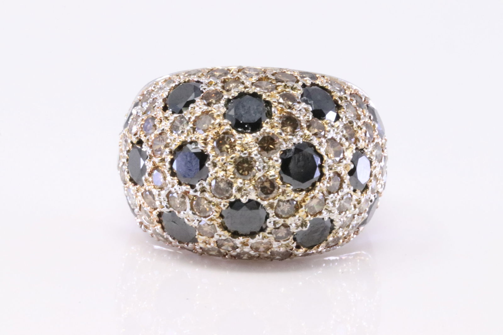 Diamond Ring 18Kt. (1 of 4)