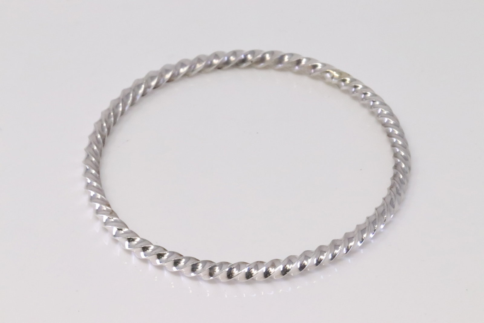 Native American Navajo Sterling Silver Cuff Bangel Bracelet By Elaine Tahe. (1 of 4)