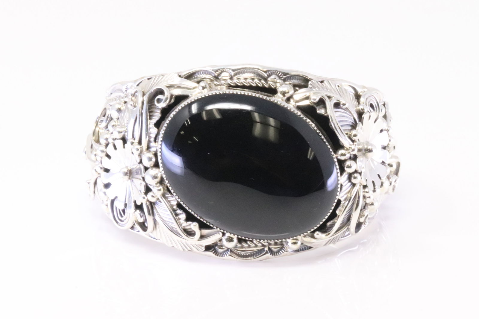 Native American Navajo Sterling Silver Black Onyx Bracelet Cuff By Albert Smith. (1 of 4)