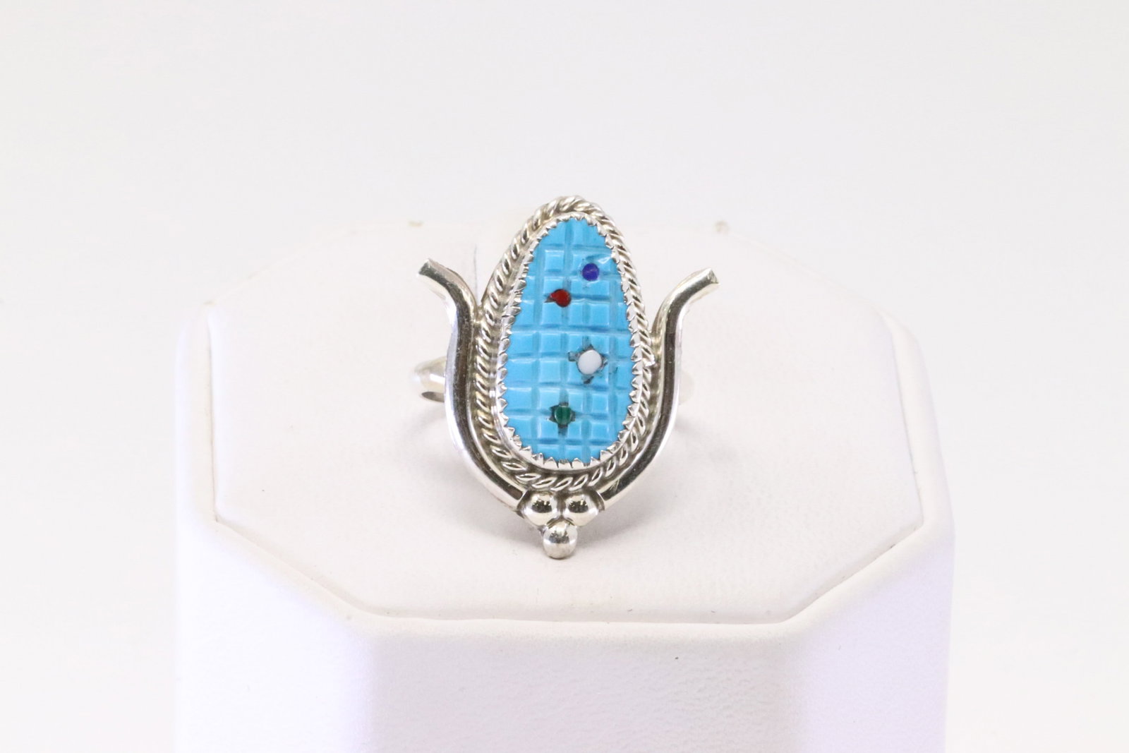 Native America Zuni Sterling Silver Turquoise Corn Ring By K.Etsate.: This is a Native America Zuni Sterling Silver Turquoise Corn Ring By K.Etsate. Ring size: 7.50.