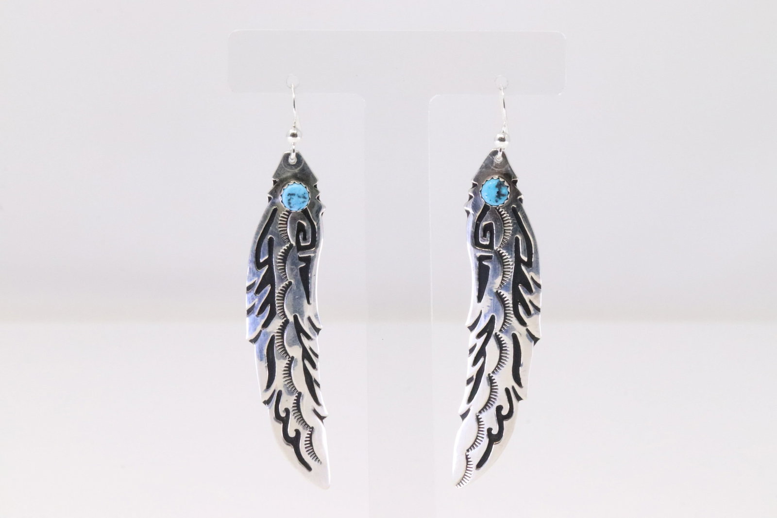 Native America Navajo Sterling Silver Turquoise Feather Dangling Earring's By T&R Singer.: This is a Native America Navajo Sterling Silver Turquoise Feather Dangling Earring's By T&R Singer.