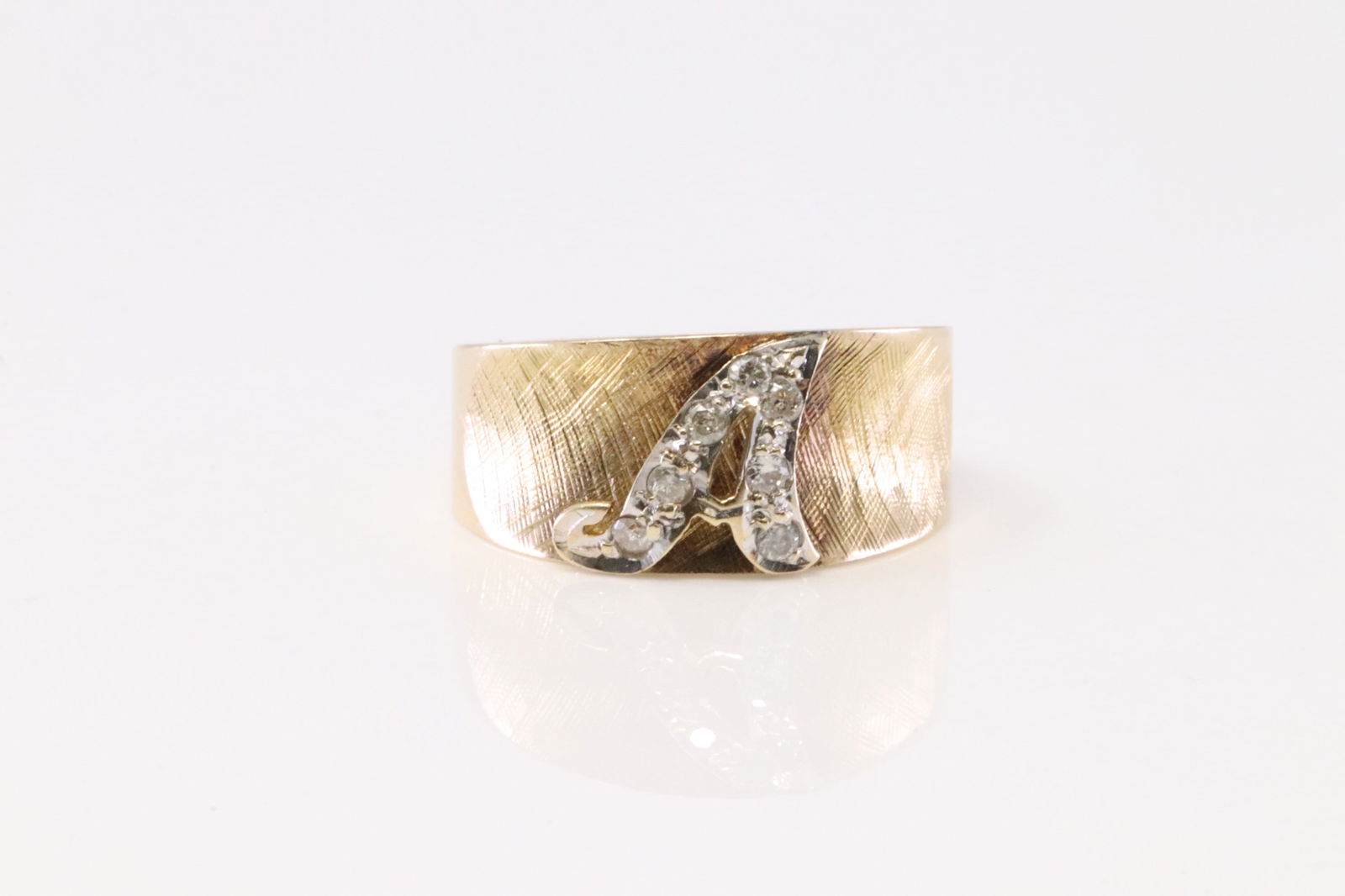 Diamond Ring 14Kt. (1 of 4)