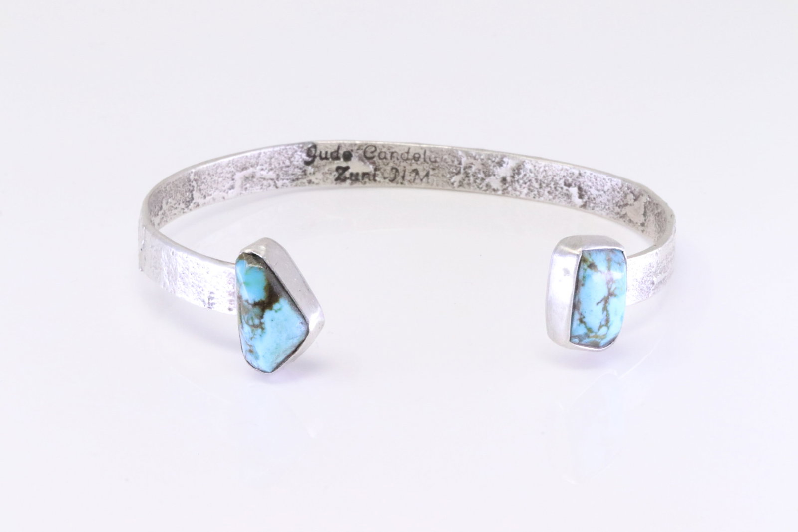 Native America Turquoise Zuni Sterling Silver Turquoise Bracelet By Jude Candelaria.: This is a Native America Turquoise Zuni Sterling Silver Turquoise Bracelet By Jude Candelaria.