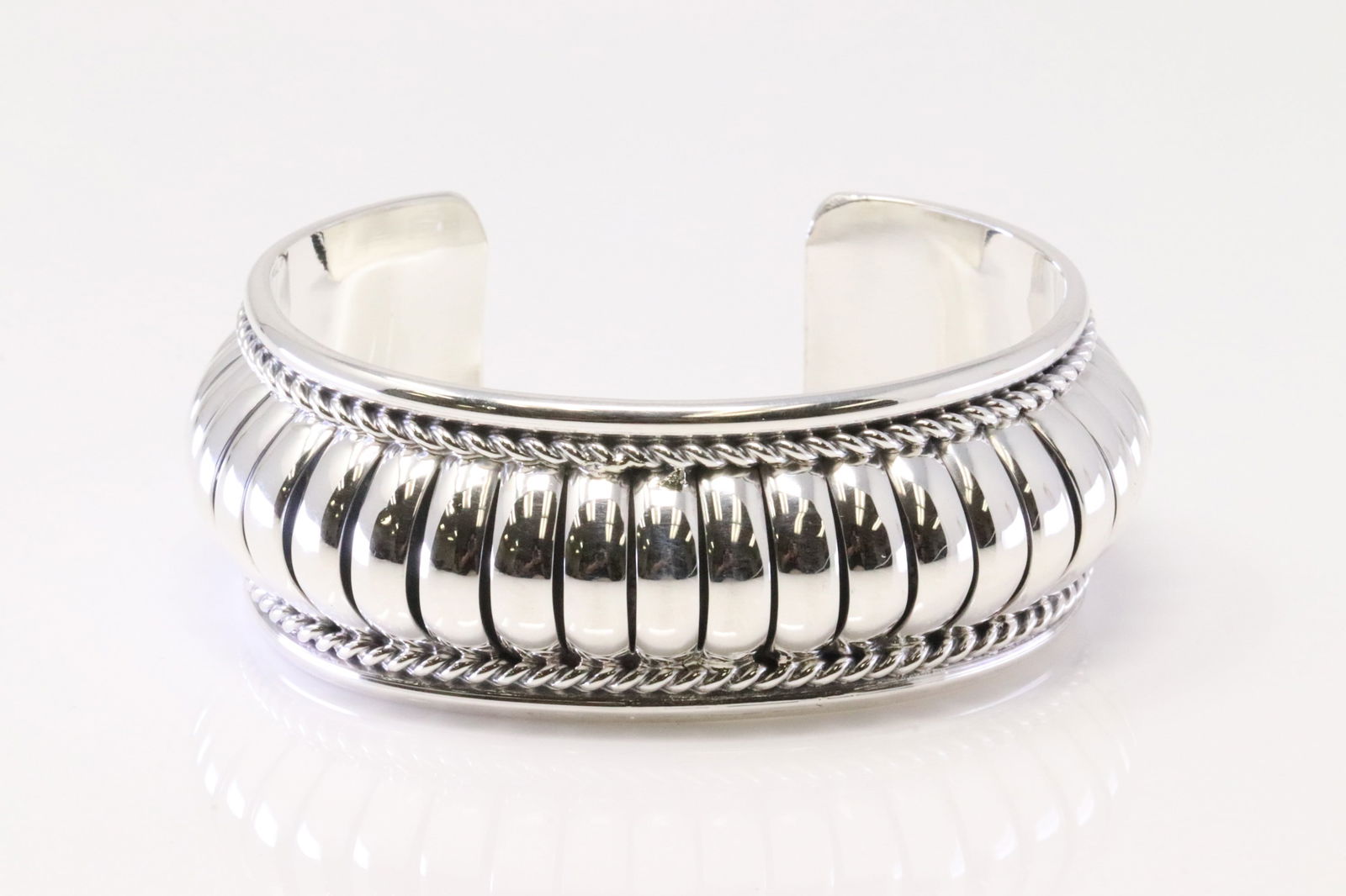 Native America Navajo Sterling Silver Bracelet Cuff By Manuel Johnson. (1 of 4)