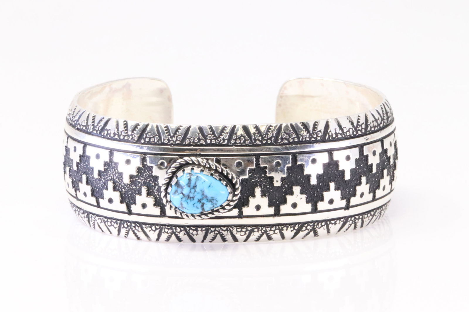 Native America Navajo Sterling Silver Turquoise Bracelet Cuff By Richard Singer. (1 of 4)