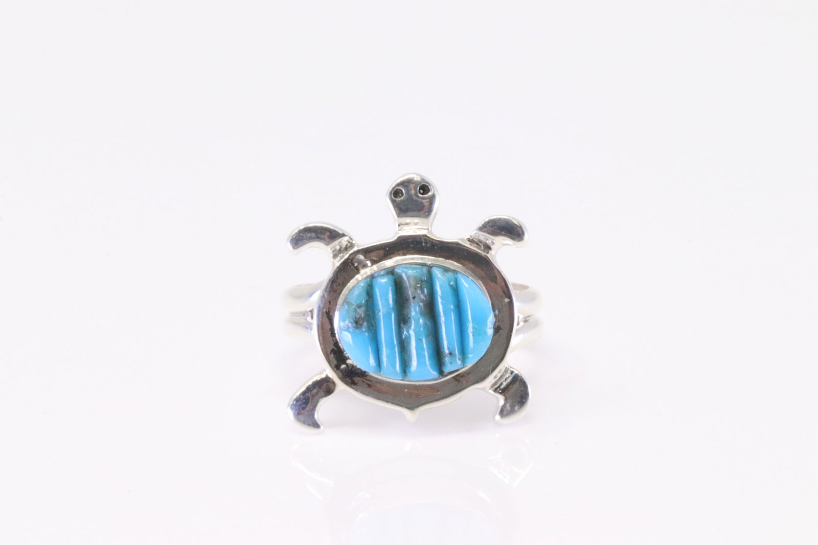 Native America Zuni Sterling Silver Turquoise Turtle Ring. (1 of 4)