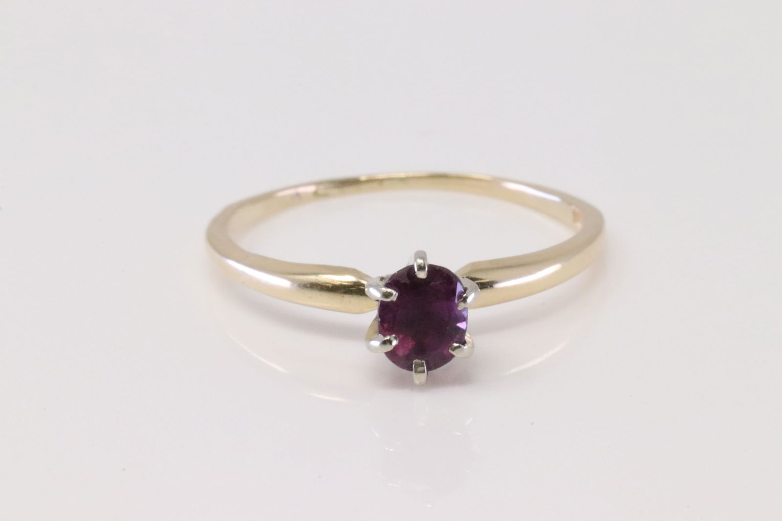 Ruby Ring 14Kt. (1 of 4)