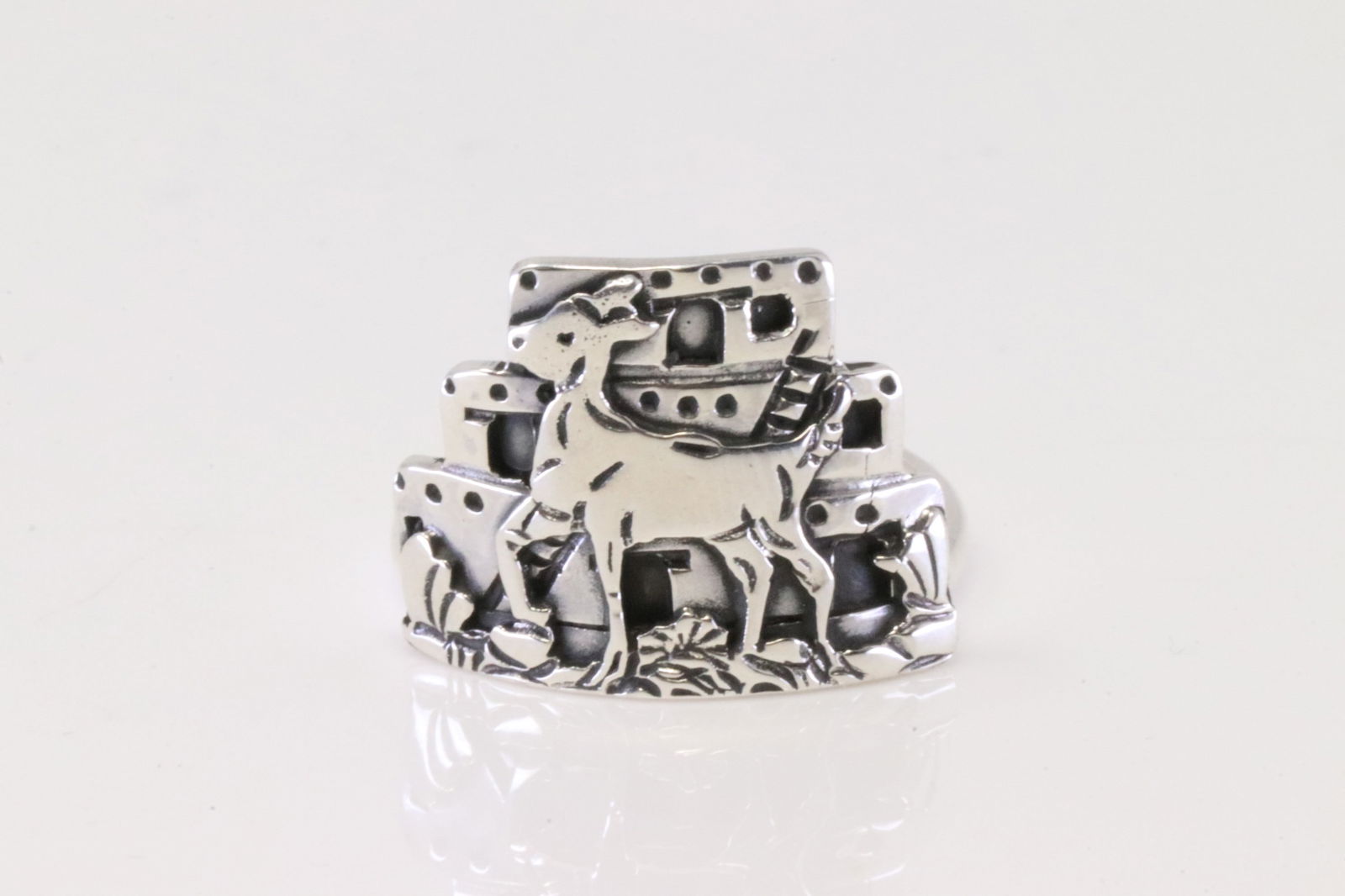 Native American Navajo Sterling Silver Designed Ring By Robin Wood. (1 of 4)