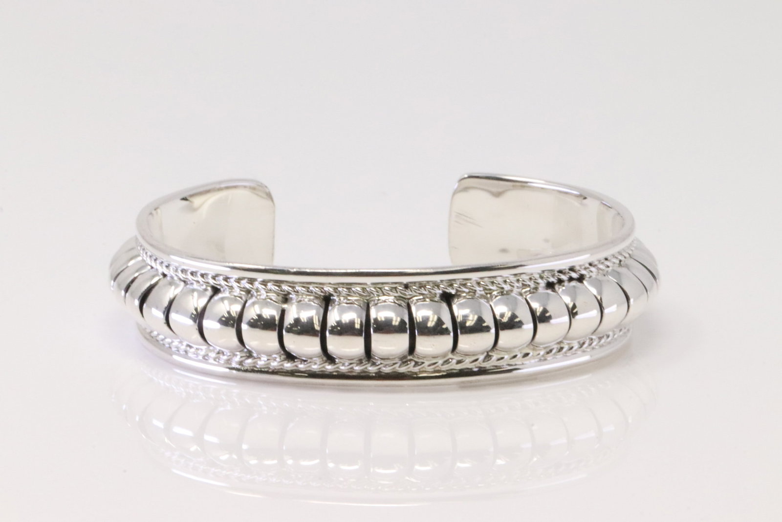 Native America Navajo Sterling Silver Bracelet Cuff By Manuel Johnson.: This is a Native America Navajo Sterling Silver Bracelet Cuff By Manuel Johnson.