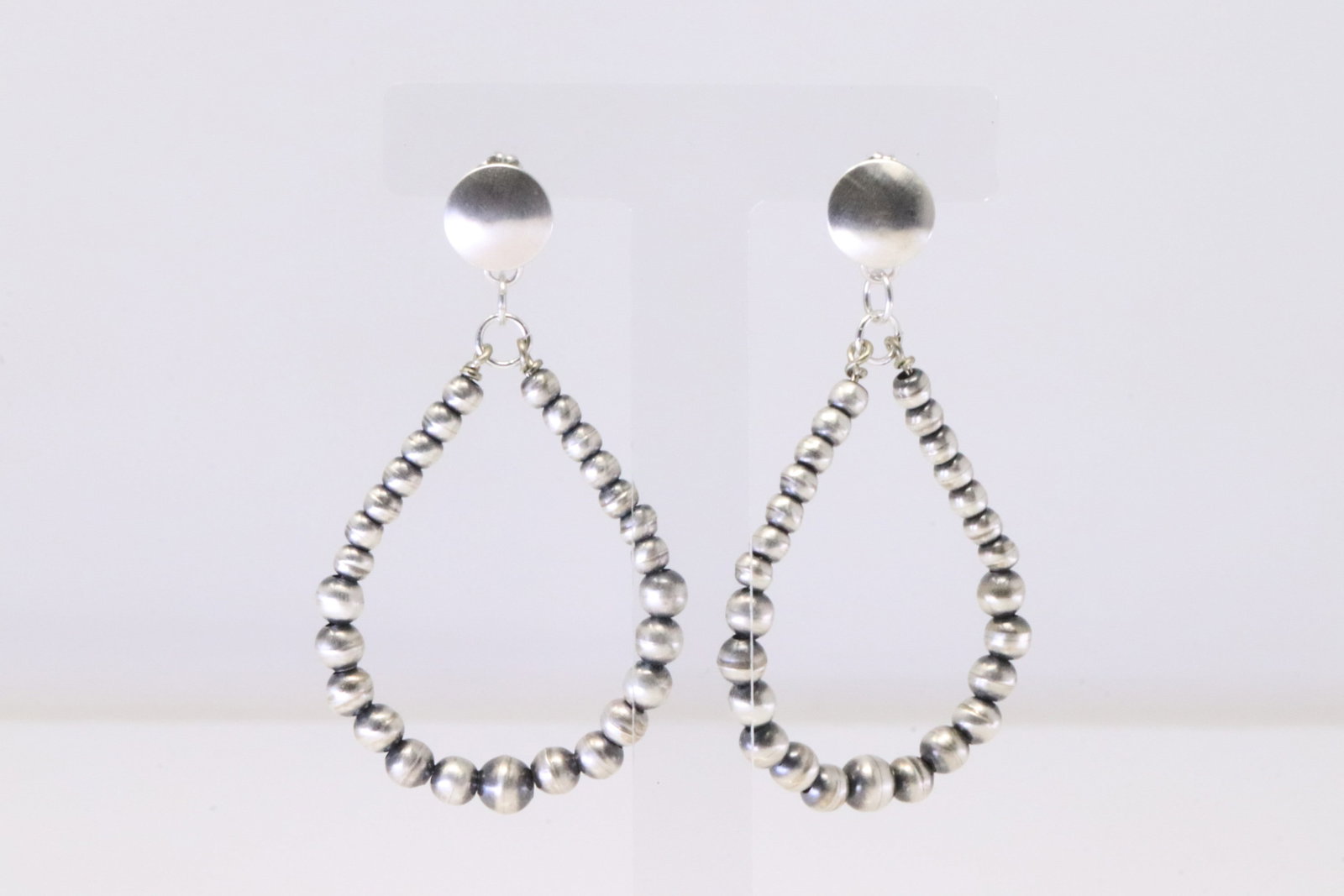 Native America Navajo Sterling Silver Pearl Beaded Post Earring's By Amanda Larry.: This is a Native America Navajo Sterling Silver Pearl Beaded Post Earring's By Amanda Larry.