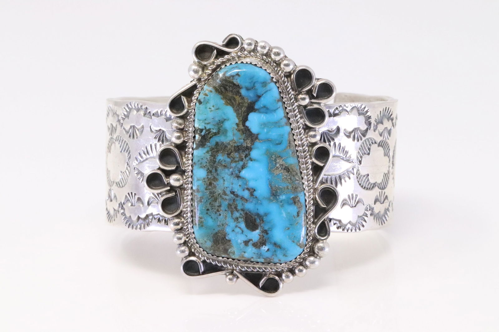 Native American Navajo Sterling Silver Turquoise Bracelet Cuff By D.Nez. (1 of 5)