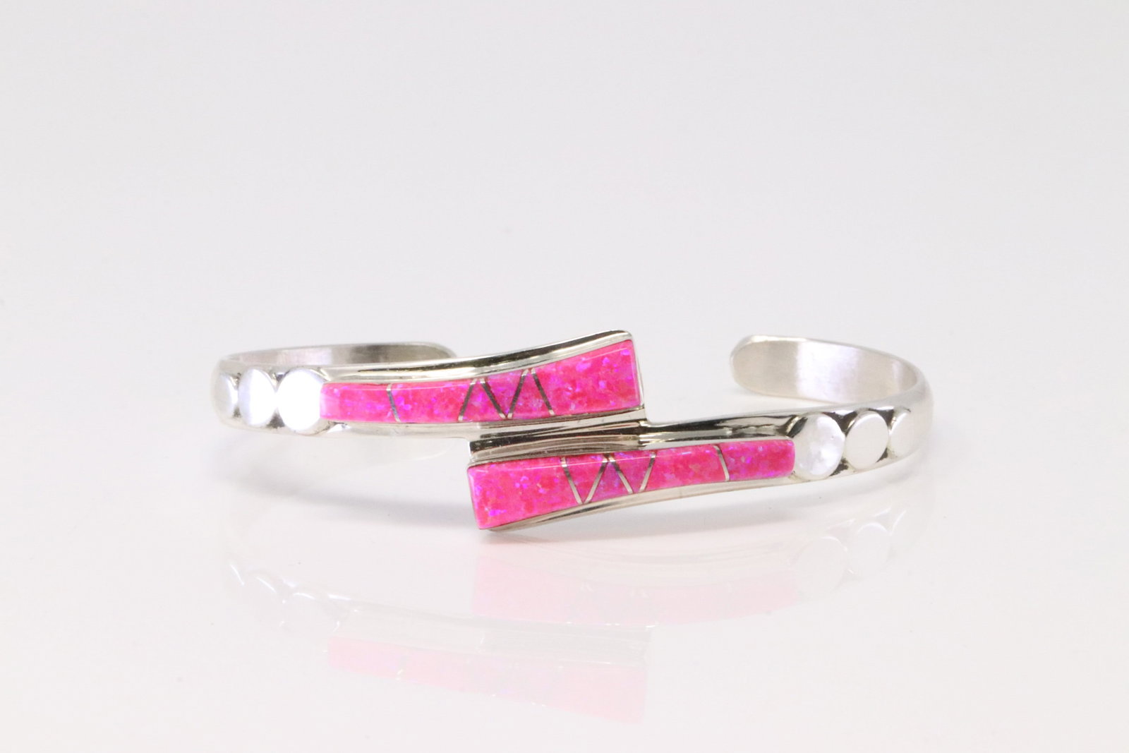 Native America Navajo Sterling Silver Synthetic Pink Opal Bracelet By Billy Long.: This is a Native America Navajo Sterling Silver Synthetic Pink Opal Bracelet By Billy Long.
