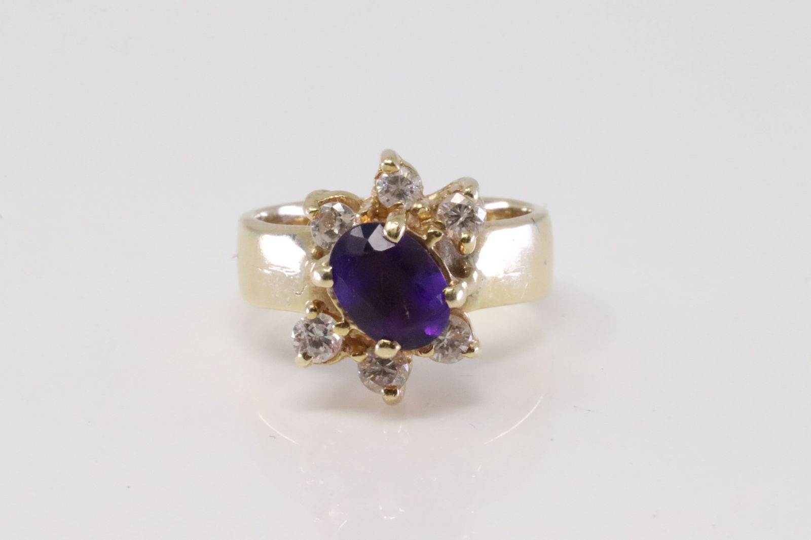 Amethyst & Diamond Ring 14Kt. (1 of 4)
