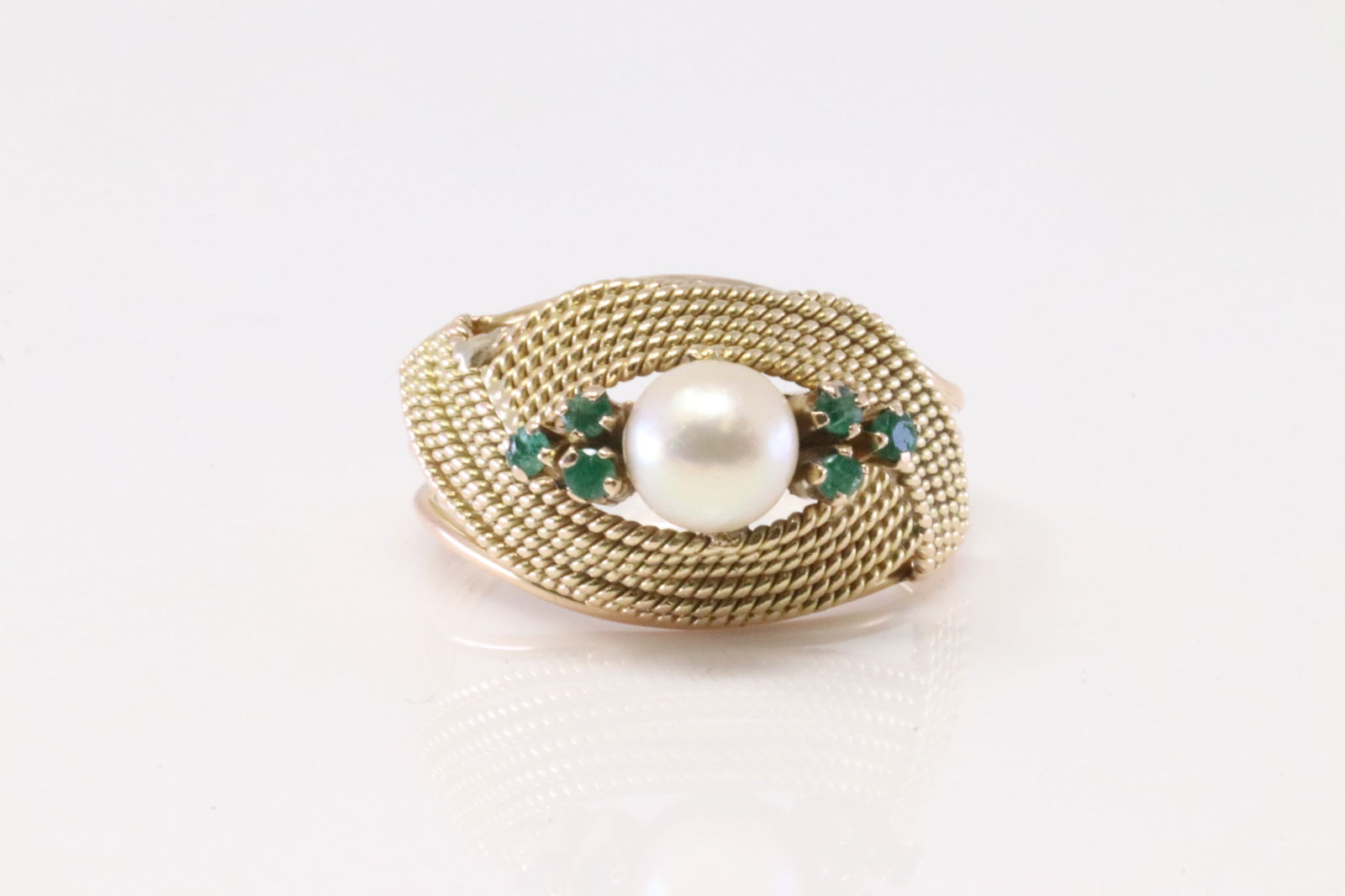 Pearl & Emerald Ring 18Kt. (1 of 6)