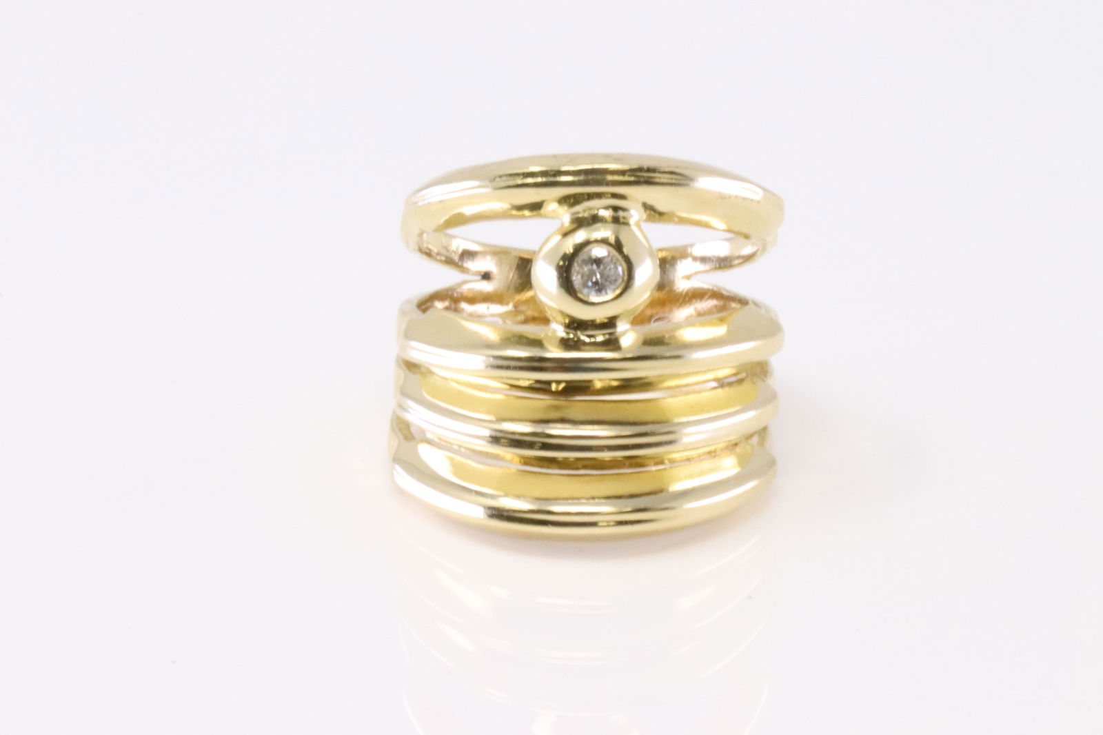 Diamond Ring 18Kt. (1 of 4)