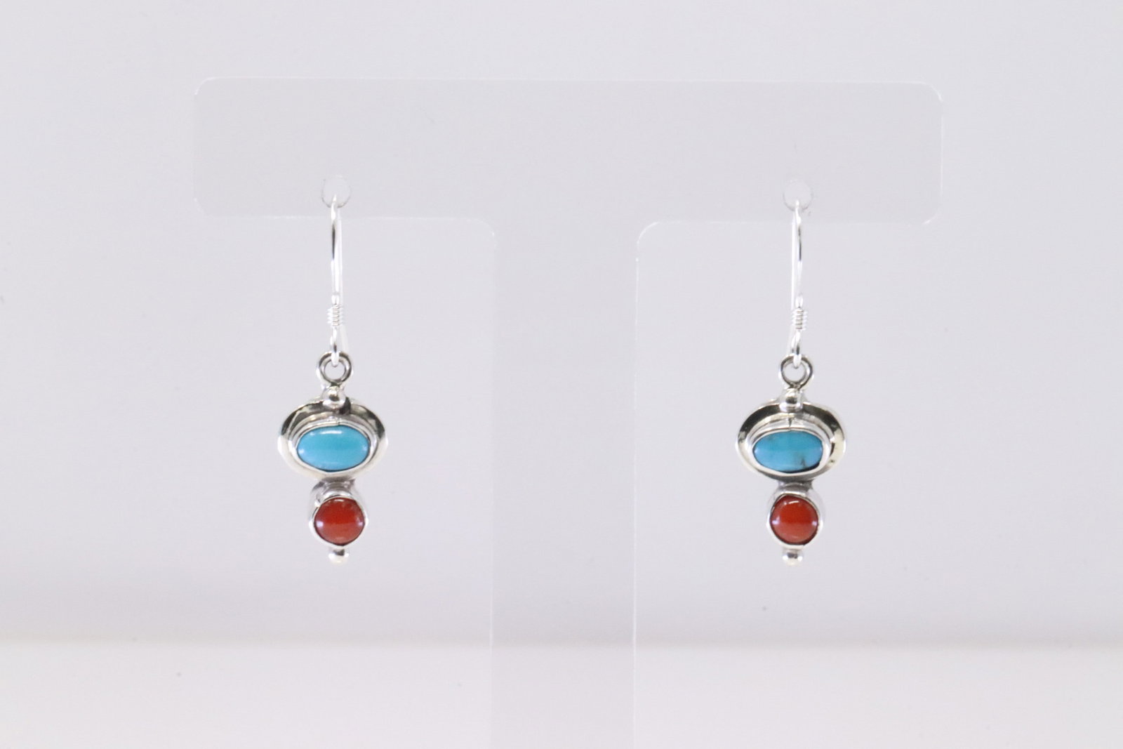 Native America Navajo Sterling Silver Coral & Turquoise Dangling Earring's By Gary Shorty.: This is a Native America Navajo Sterling Silver Coral & Turquoise Dangling Earring's By Gary Shorty.