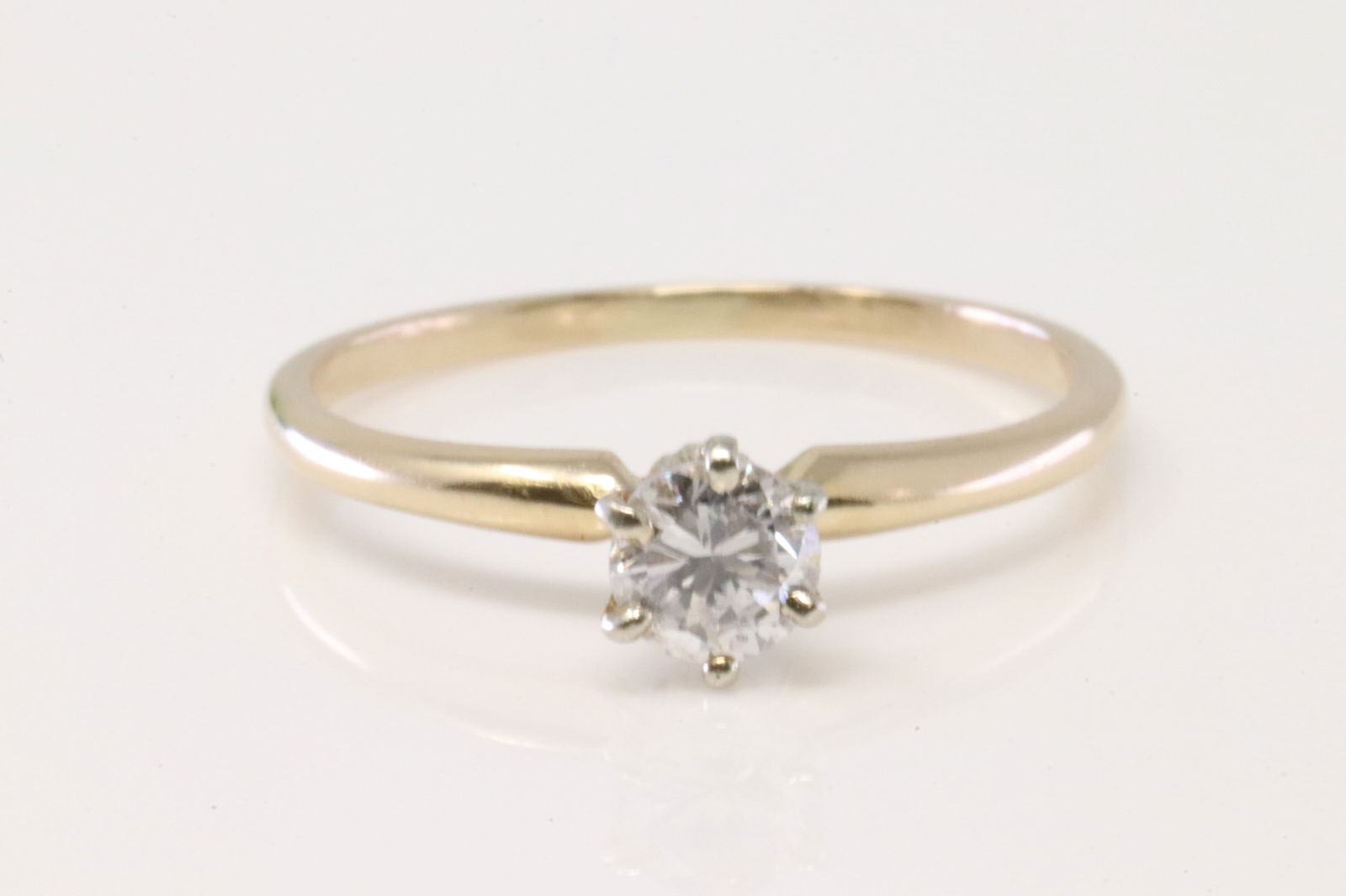 Engagement Diamond Ring 14Kt. (1 of 4)