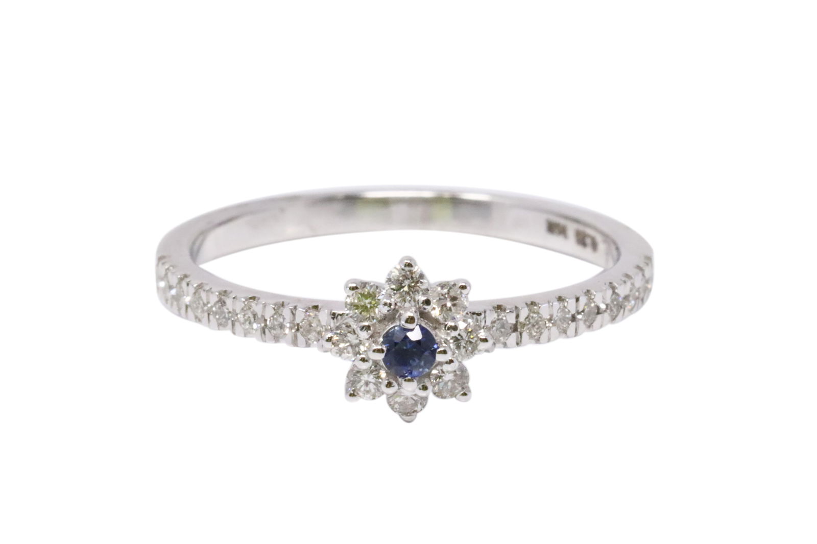 14Kt White Gold Sapphire | Diamonds Ring. (1 of 4)