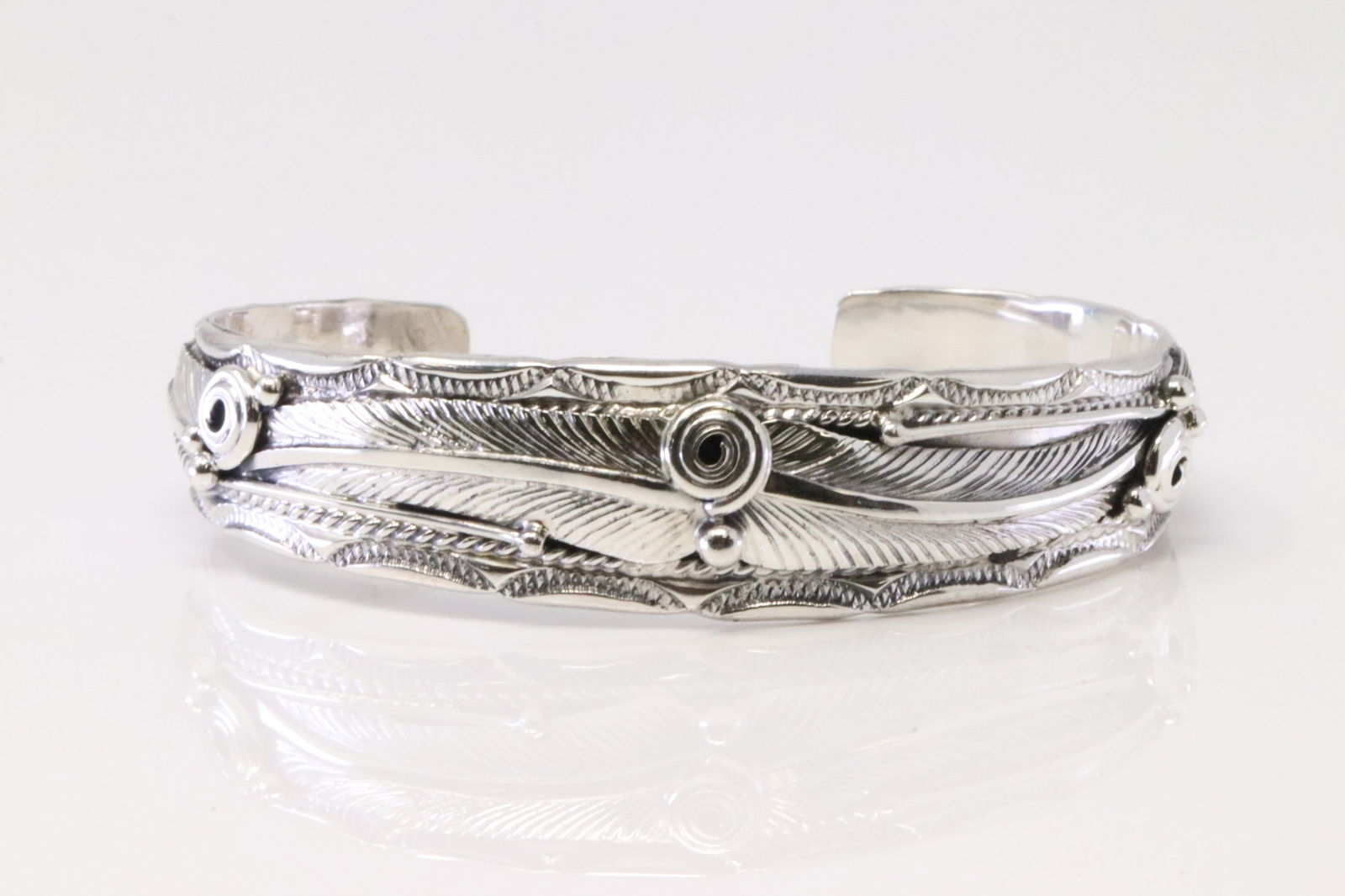 Native American Navajo Sterling Silver Bracelet Cuff By Darrell Morgan. (1 of 4)