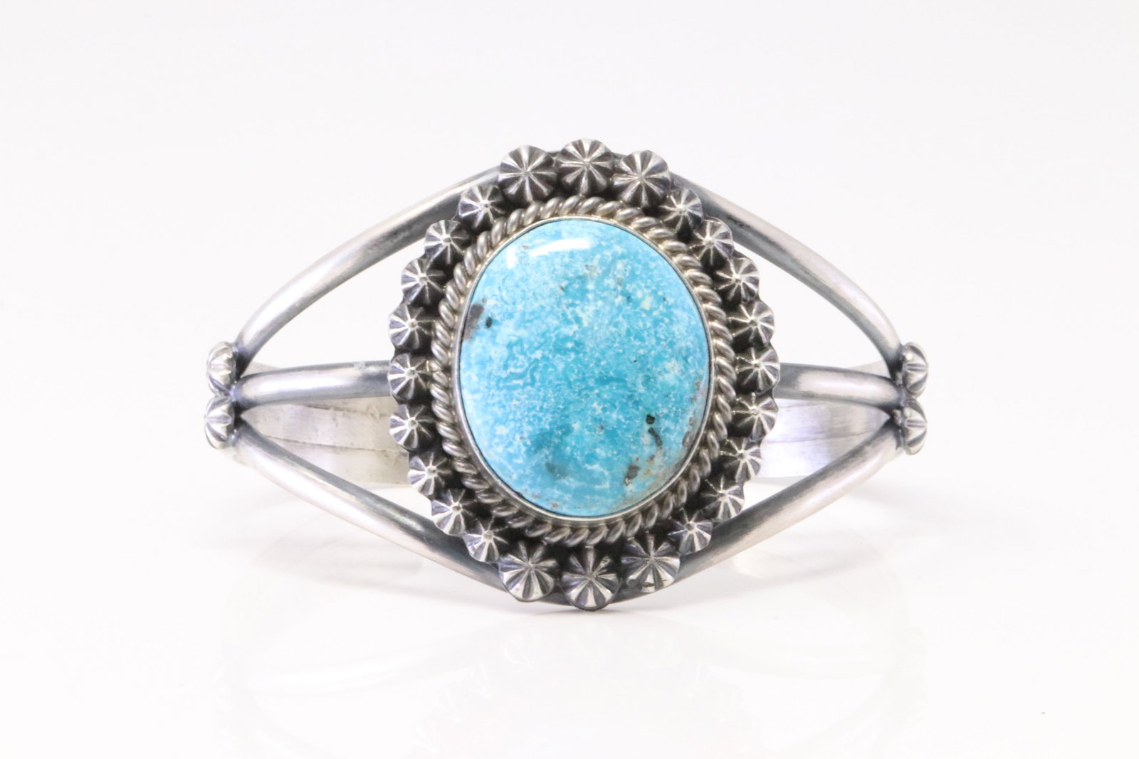Native America Navajo Sterling Silver Turquoise Bracelet Cuff By Ray Delgarito.: This is a Native America Navajo Sterling Silver Turquoise Bracelet Cuff By Ray Delgarito.