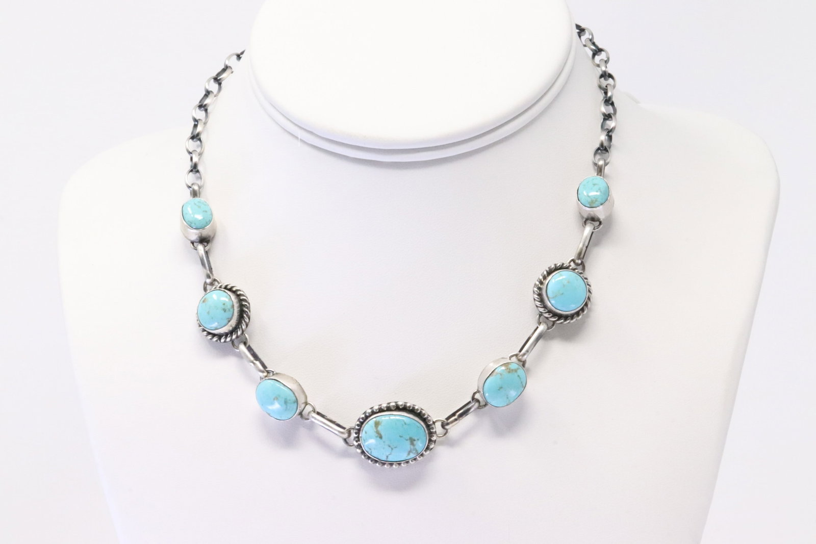 Native America Navajo Sterling Silver Kingman Turquoise Choker Necklace By Augustine Largo.: This is a Native America Navajo Sterling Silver Kingman Turquoise Choker Necklace By Augustine Largo. Necklace length: 14.00"