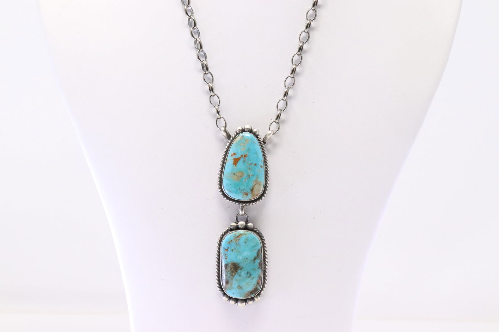 Native America Navajo Sterling Silver Kingman Turquoise Necklace By Alfred Martinez. (1 of 4)