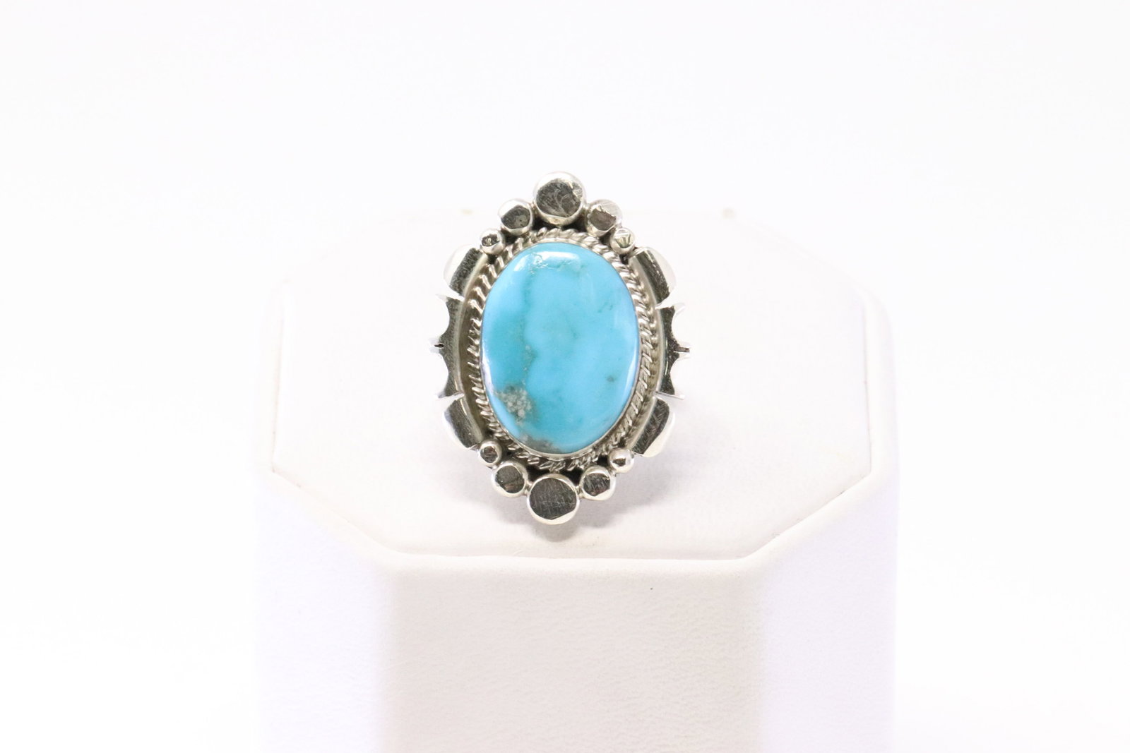 Native America Navajo Sterling Silver Turquoise Ring By Samuel Yellowhair.: This is a Native America Navajo Sterling Silver Turquoise Ring By Samuel Yellowhair. Ring size:7.25.