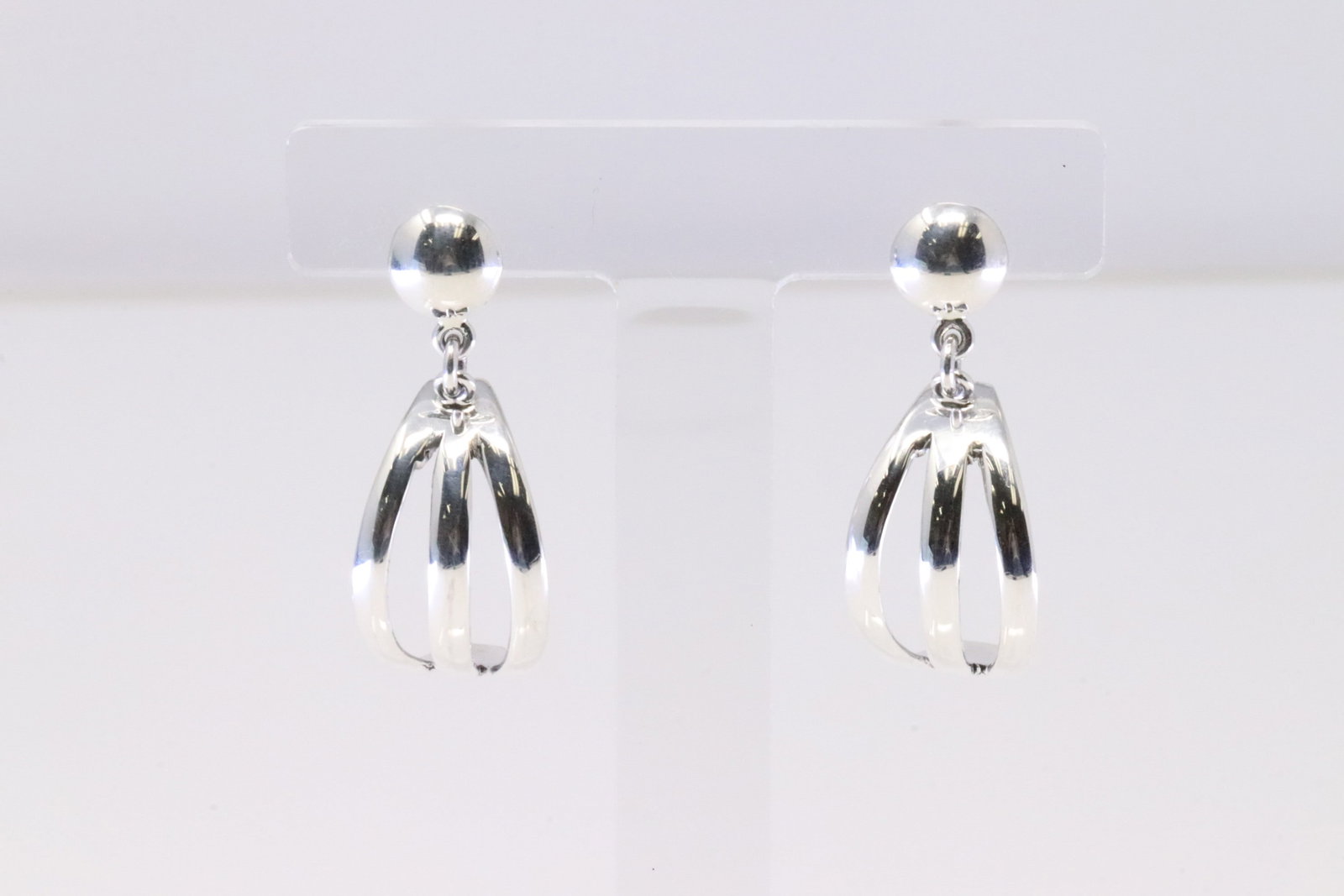 Native America Navajo Sterling Silver Post / Dangling Earring's By James Bahe.: This is a Native America Navajo Sterling Silver Post / Dangling Earring's By James Bahe.
