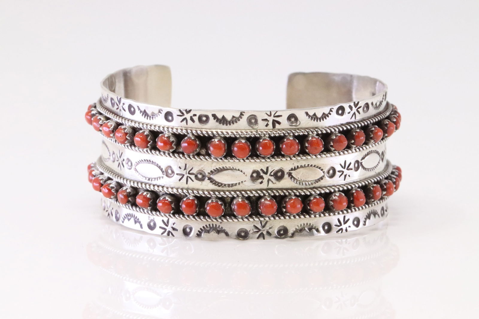 Native America Zuni Sterling Silver 2 Row Coral Bracelet Cuff By P.Ukestine. (1 of 4)