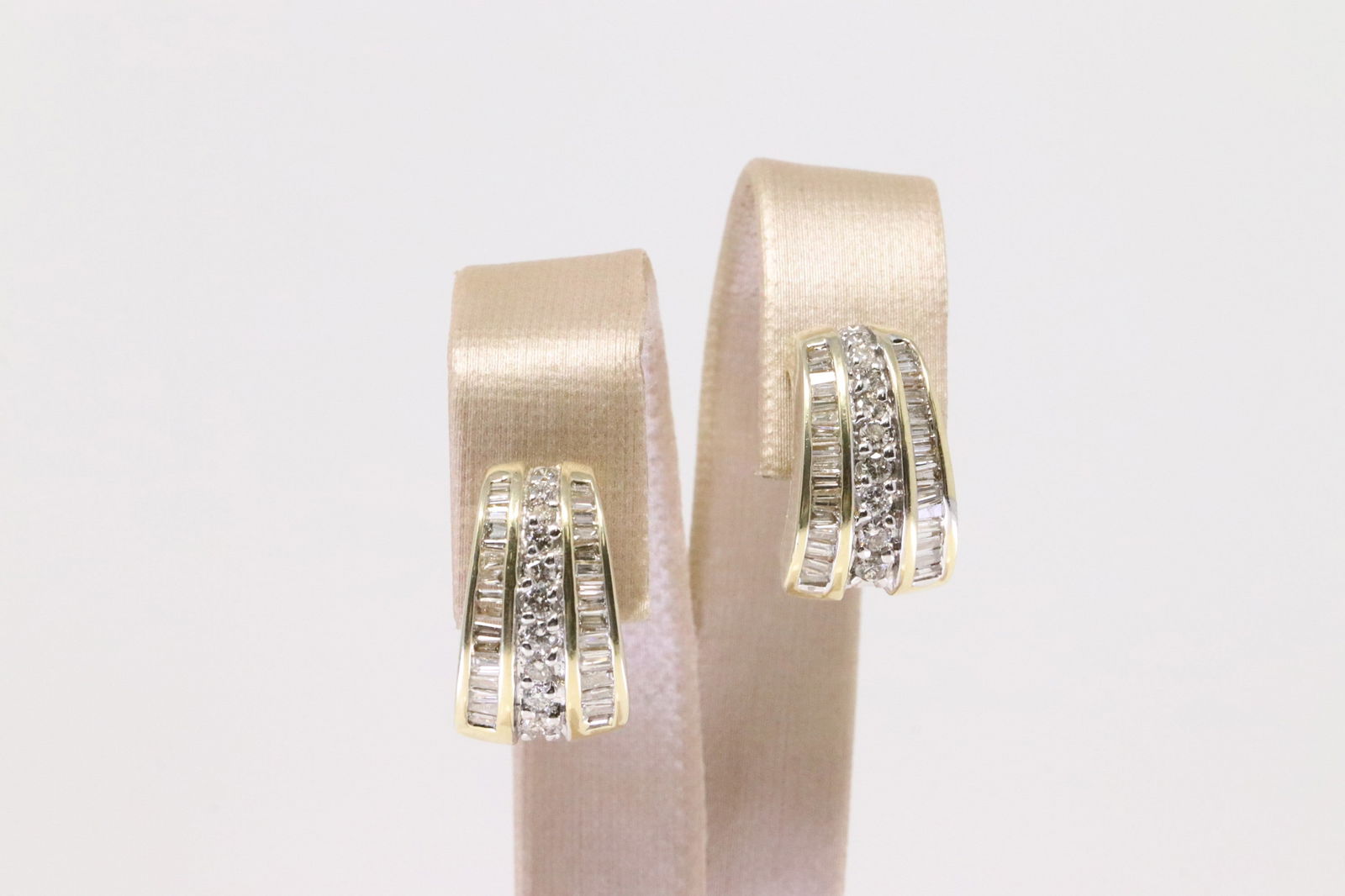 Diamond Clip Earring 14Kt. (1 of 4)