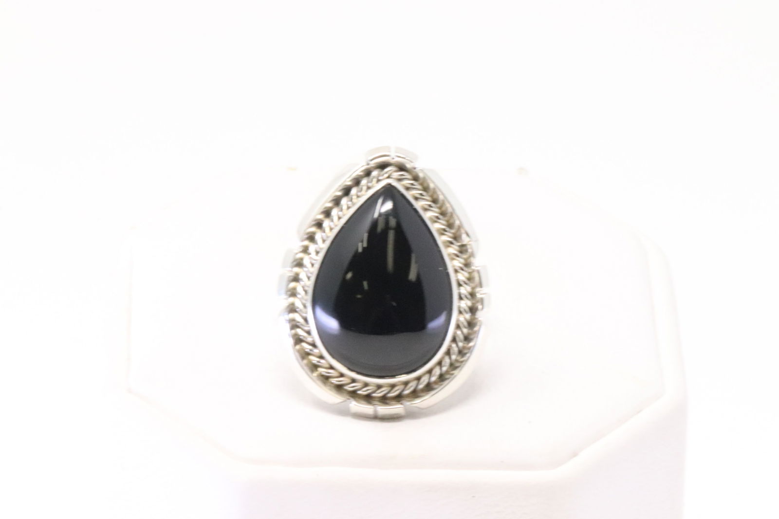 Native American Navajo Sterling Silver Black Onyx Ring By Samuel Yellowhair. (1 of 4)