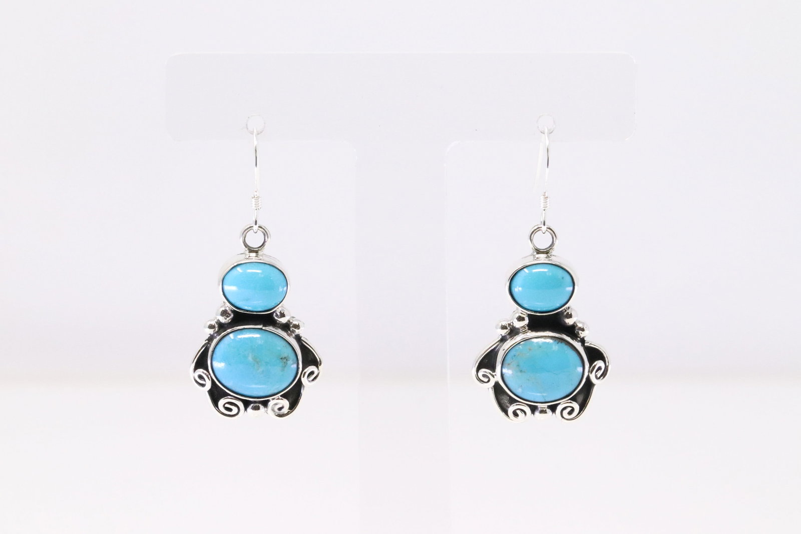 Native America Navajo Sterling Silver Turquoise Dangling Earring's By Sheena Jack.: This is a Native America Navajo Sterling Silver Turquoise Dangling Earring's By Sheena Jack.