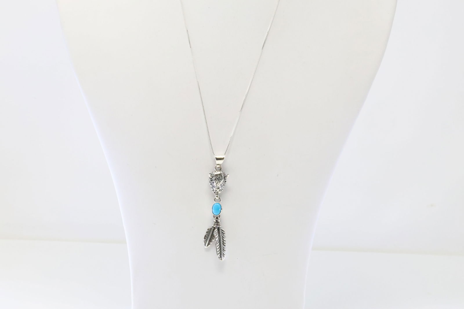 Native America Navajo Sterling Silver Turquoise Buffalo Head Pendant With A 295 Necklace. (1 of 4)