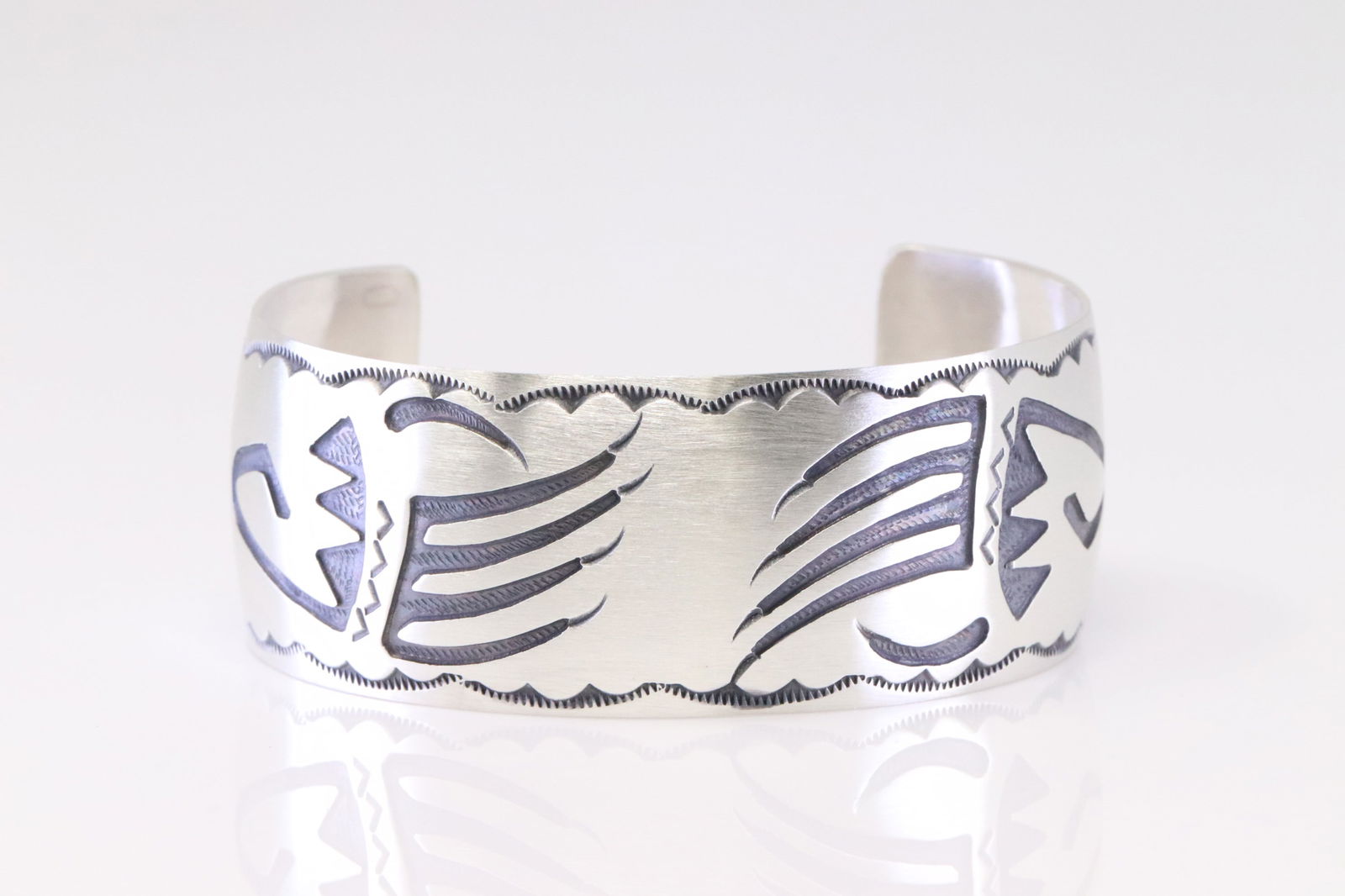 Native America Navajo Sterling Silver Bear Paw Bracelet Cuff By B. (1 of 4)