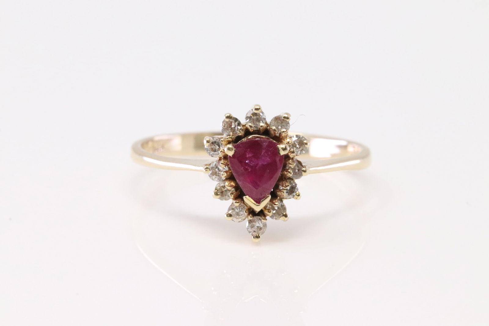 Ruby & Diamond Ring 14Kt. (1 of 4)