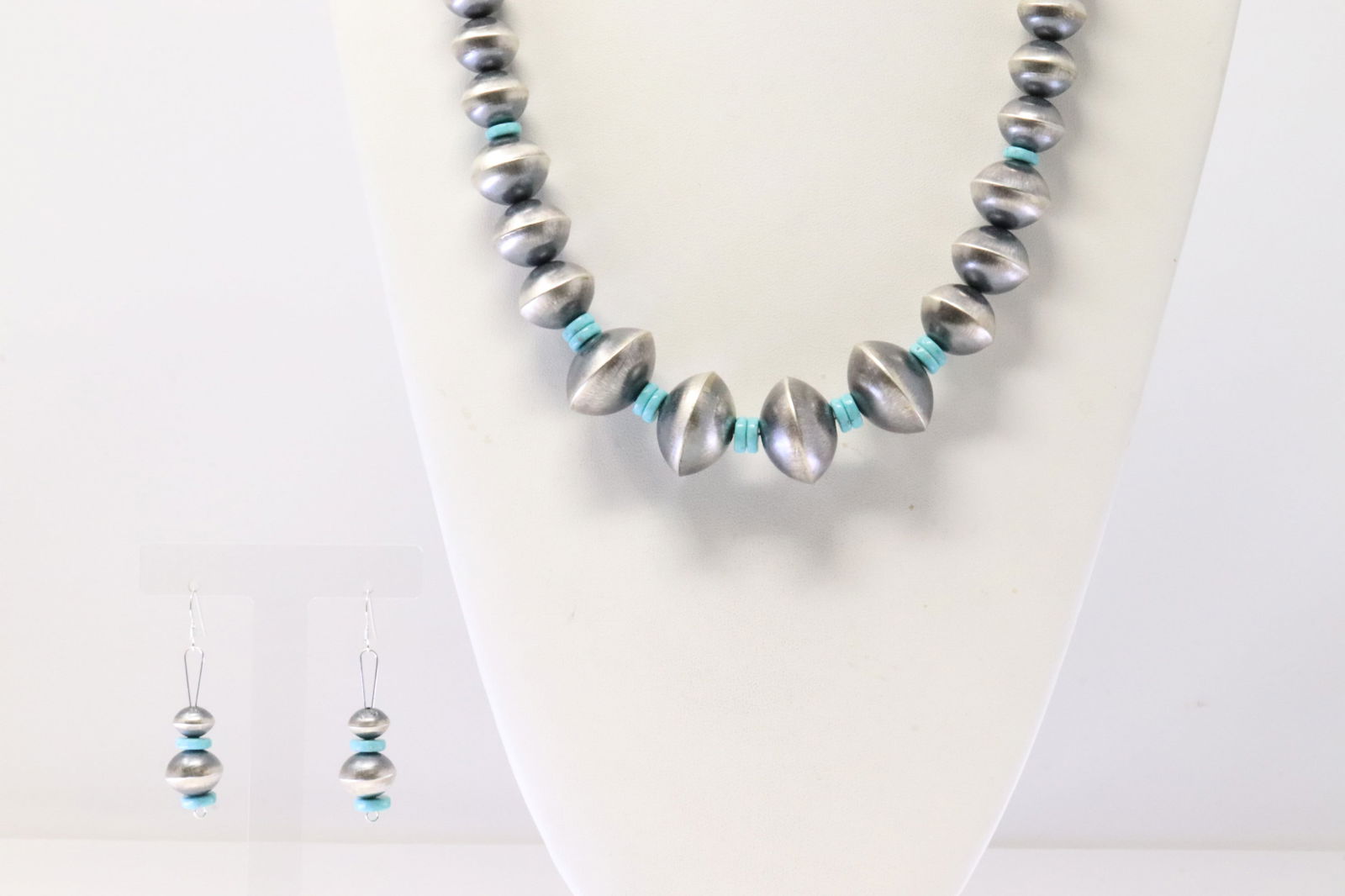 Native American Navajo Sterling Silver Turquoise / Pearl Beaded Necklace & Earring's Set. (1 of 6)