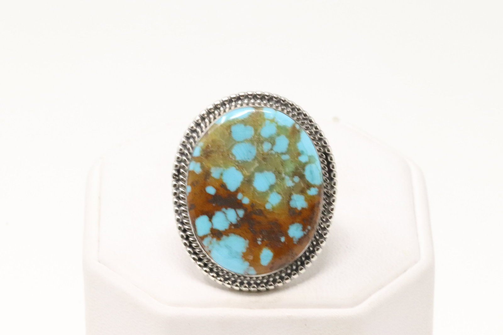 Native American Navajo Sterling Silver Turquoise Ring By Kiriza Tom.: This is a Native American Navajo Sterling Silver Turquoise Ring By Kiriza Tom. Ring size: 7.00.