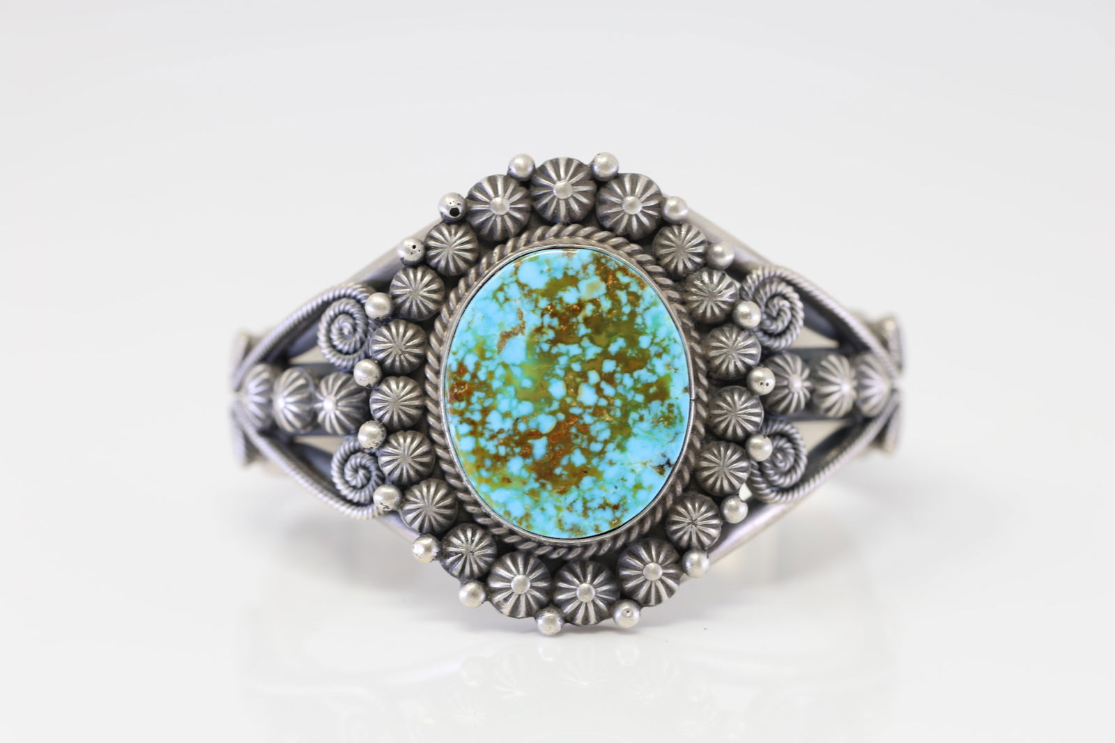 Native America Navajo Sterling Silver Kingman Turquoise Bracelet Cuff By Mike Caladitto. (1 of 5)
