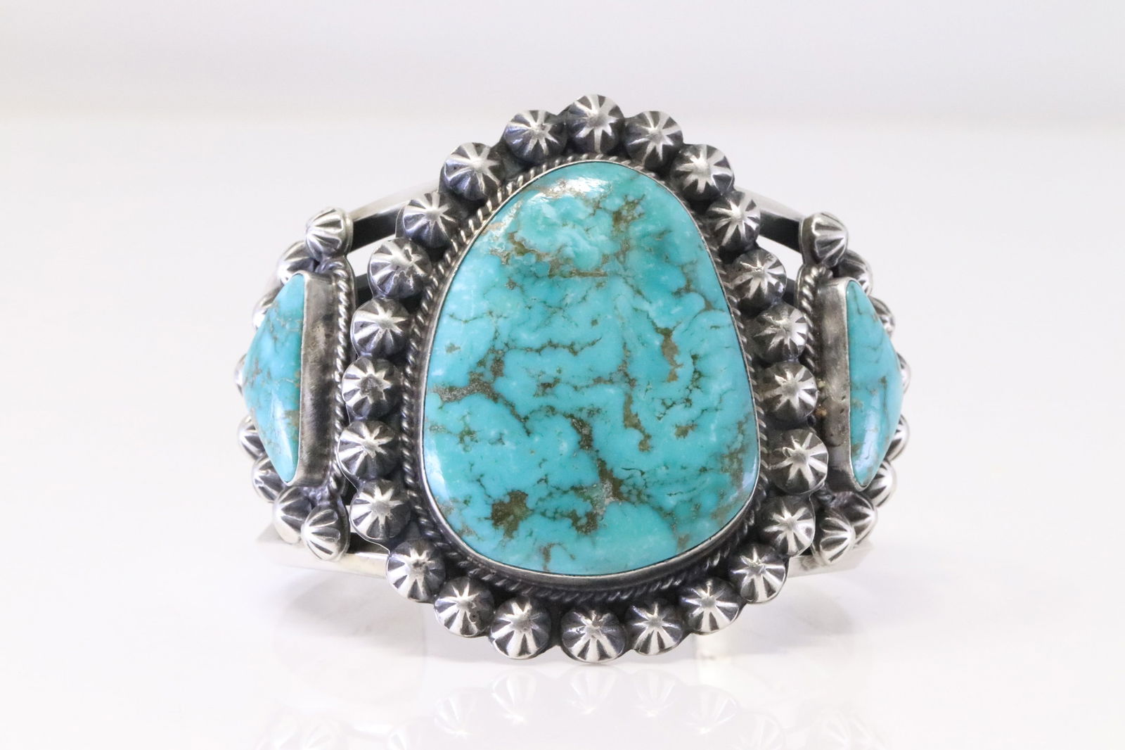 Native America Navajo Sterling Silver Kingman Turquoise Bracelet Cuff By Augustine Largo. (1 of 5)
