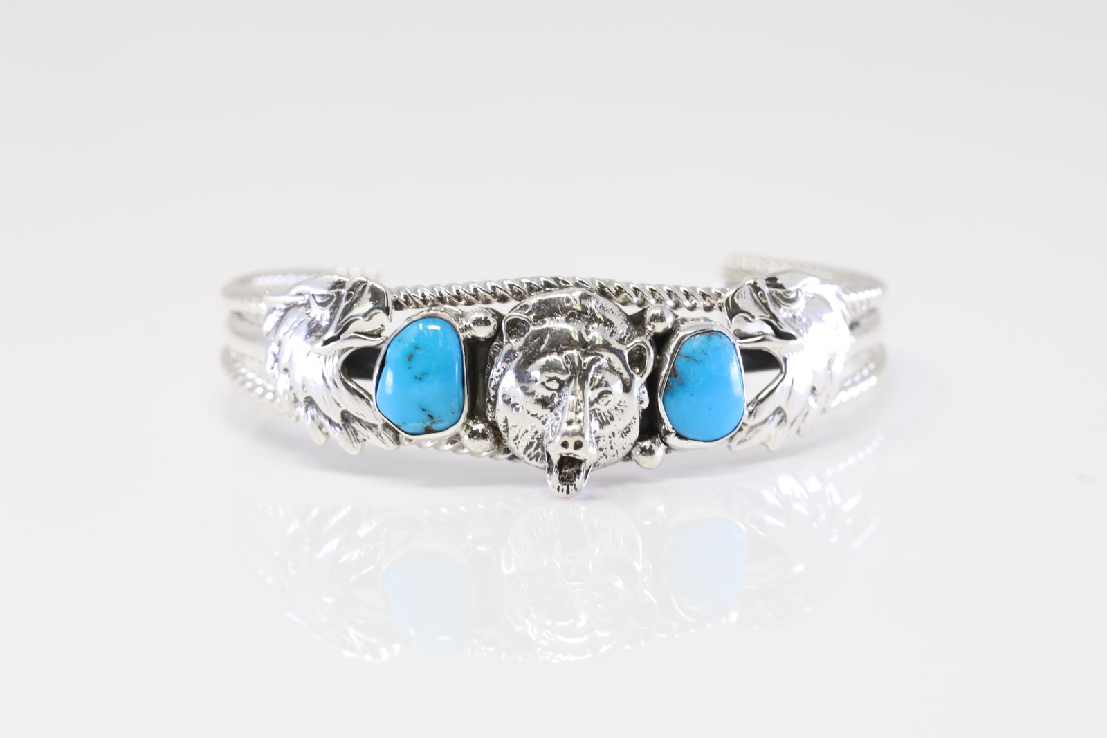 Native America Navajo Sterling Silver Turquoise Bear Bracelet Cuff By Bobby Platero.: This is a Native America Navajo Sterling Silver Turquoise Bear Bracelet Cuff By Bobby Platero.