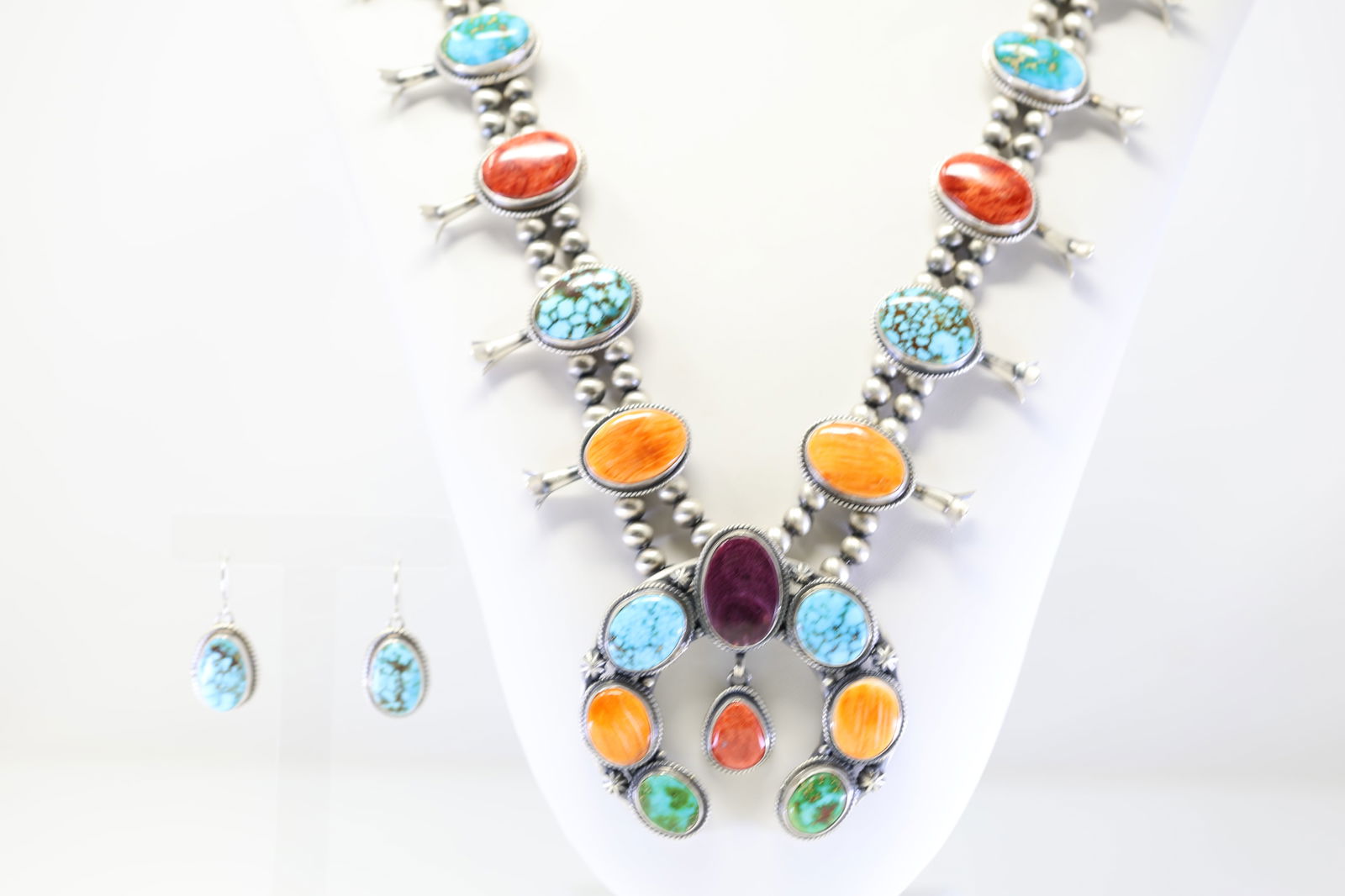 Native America Navajo Sterling Silver Spiny Oyster / Turquoise Squash Blossom Necklace & Earring's (1 of 8)