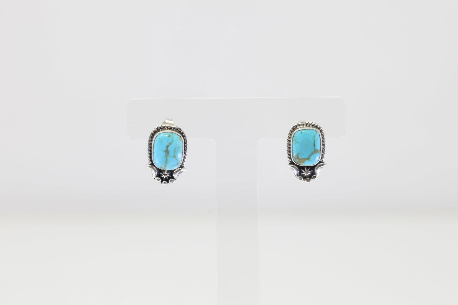 Native America Navajo Sterling Silver Turquoise Post Earring's By Etta Larry.: This is a Native America Navajo Sterling Silver Turquoise Post Earring's By Etta Larry.
