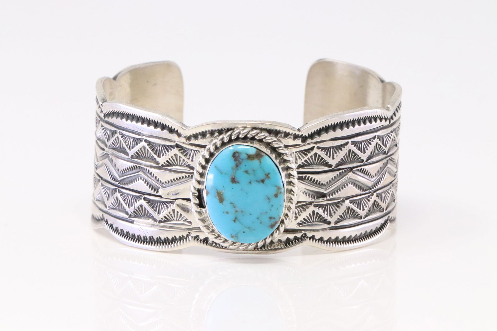 Native America Navajo Sterling Silver Kingman Turquoise Bracelet Cuff By Tilly John. (1 of 4)