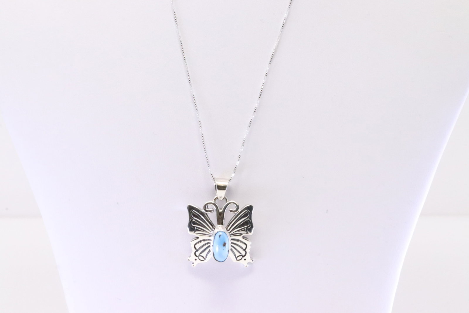 Native America Navajo Sterling Silver Golden Hills Turquoise Butterfly By J.D. With A 925 Necklace.: This is a Native America Navajo Sterling Silver Golden Hills Turquoise Butterfly By J.D. With A 925 Necklace. Necklace length: 18.00"